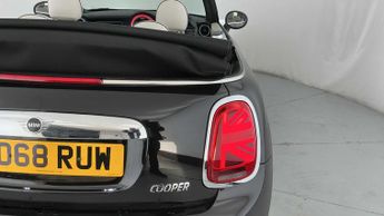 MINI Convertible Cooper Exclusive
