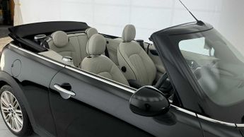 MINI Convertible Cooper Exclusive