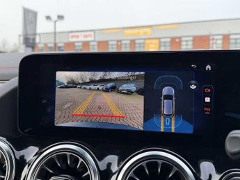 Mercedes-Benz EQA Urban Edition