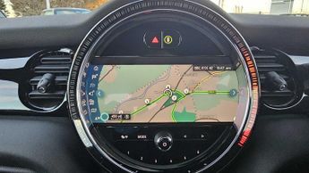 MINI Hatchback Cooper S Level 2