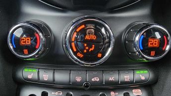 MINI Hatchback Cooper S Level 2