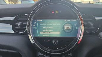 MINI Hatchback Cooper S Level 2