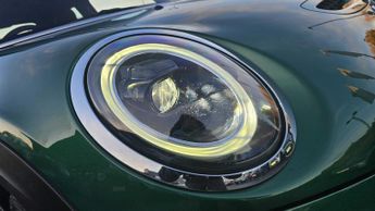 MINI Hatchback Cooper S Level 2