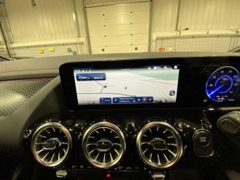 Mercedes-Benz EQA Urban Edition