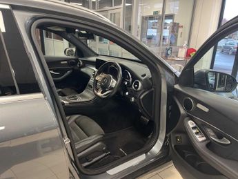 Mercedes-Benz GLC AMG Line