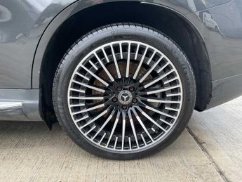 Mercedes-Benz EQC AMG Line