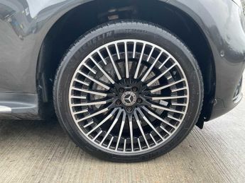 Mercedes-Benz EQC AMG Line