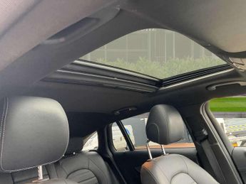 Mercedes-Benz EQC AMG Line