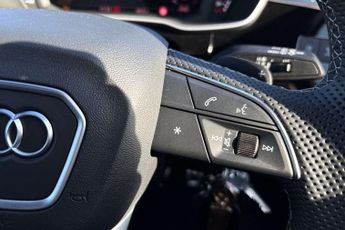 Audi Q3 Black Edition