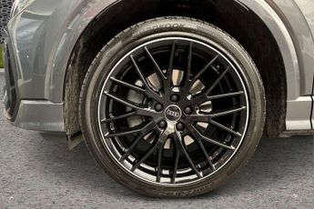 Audi Q2 Black Edition