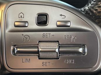 Mercedes-Benz Cla AMG Line