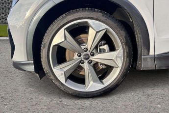 Audi Q4 Black Edition