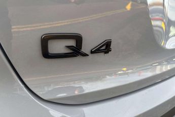 Audi Q4 Black Edition