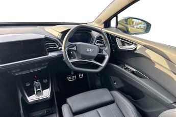 Audi Q4 Black Edition