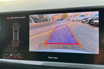 Audi Q4 Black Edition