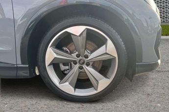 Audi Q4 Black Edition