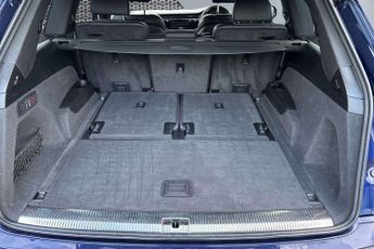 Audi Q7 Black Edition