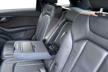 Audi Q7 Black Edition