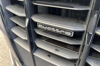 Audi Q7 Black Edition