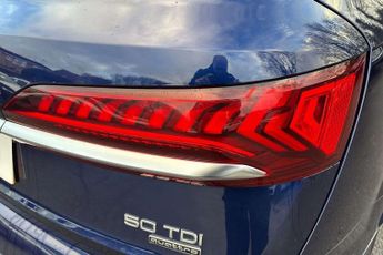 Audi Q7 Black Edition