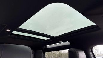 Land Rover Defender X-Dynamic HSE