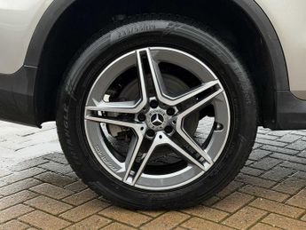 Mercedes-Benz GLC AMG Line