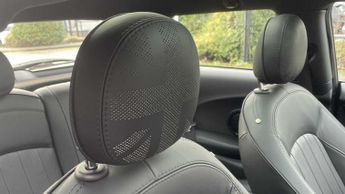 MINI Hatchback Cooper S Level 3