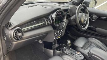 MINI Hatchback Cooper S Level 3