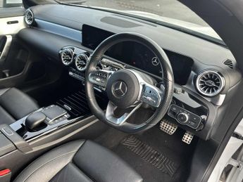 Mercedes-Benz Cla AMG Line