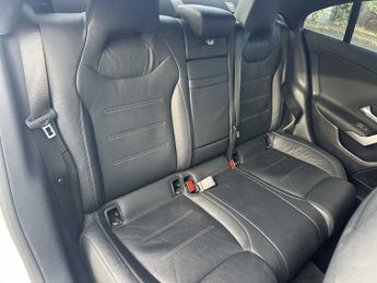 Mercedes-Benz Cla AMG Line