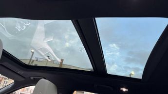 Jaguar F-PACE R-Dynamic Black