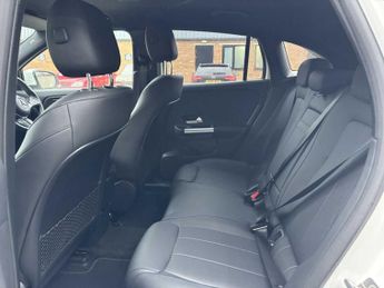 Mercedes-Benz EQA Sport Executive