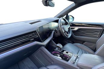 Volkswagen Touareg R