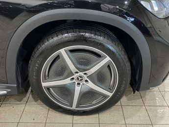 Mercedes-Benz EQE AMG Line