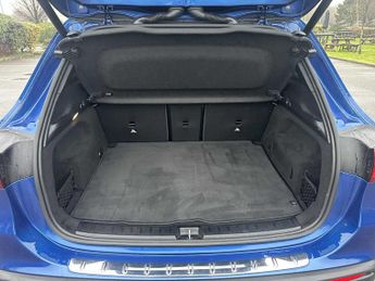 Mercedes-Benz EQA AMG Line