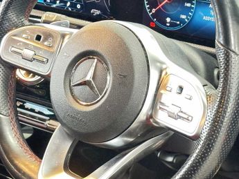 Mercedes-Benz Cla AMG Line