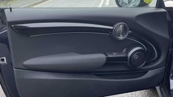 MINI Hatchback Cooper S Level 3