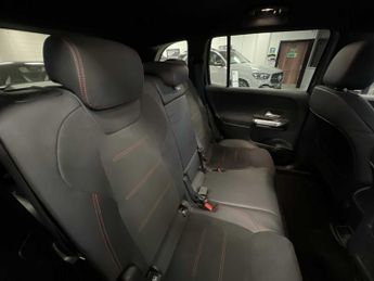 Mercedes-Benz EQB AMG Line Executive