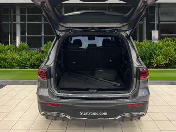 Mercedes-Benz EQB AMG Line Executive