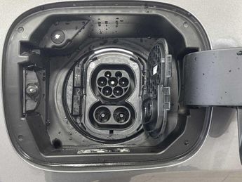 Mercedes-Benz EQA Urban Edition