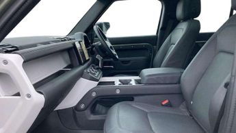 Land Rover Defender X-Dynamic HSE