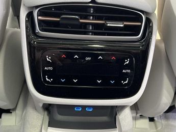 Mercedes-Benz EQE AMG Line Night Edition