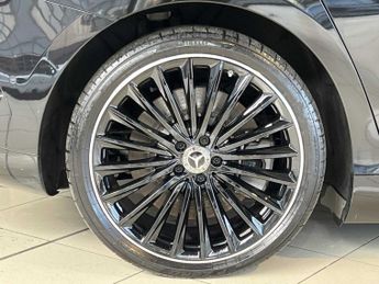 Mercedes-Benz EQE AMG Line Night Edition