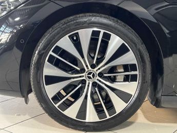 Mercedes-Benz EQE Exclusive Luxury