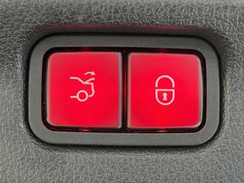 Mercedes-Benz EQE Exclusive Luxury