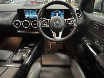 Mercedes-Benz GLA Sport