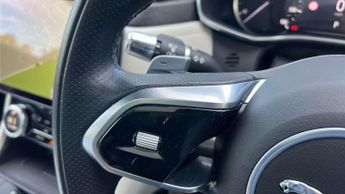 Jaguar F-PACE R-Dynamic Black