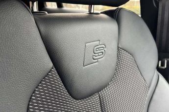 Audi Q2 Black Edition