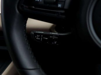 Porsche Macan Electric Estate 