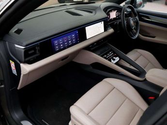 Porsche Macan Electric Estate 